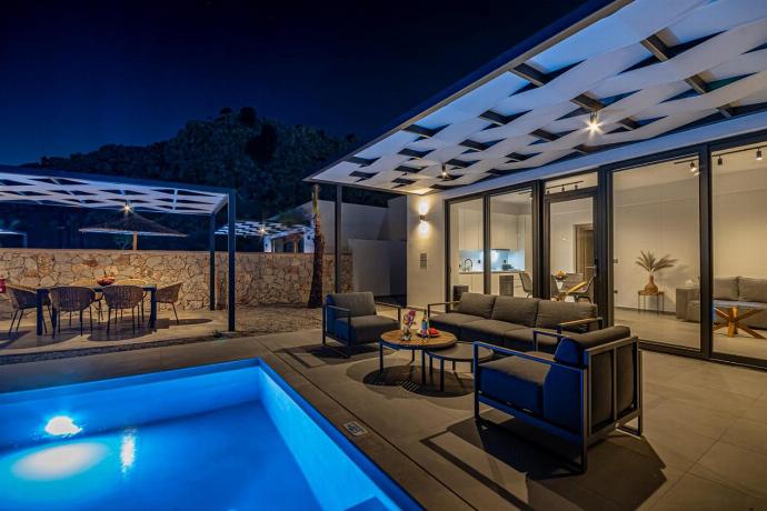  . - Villa 10 Hozan . (Photo Gallery) }}