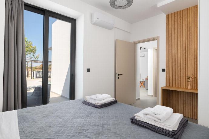 . - Villa 11 Satori . (Photo Gallery) }}