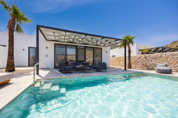 Beautiful villa with private pool and terrace . - Villa 12 Chado . (Photo Gallery) }}