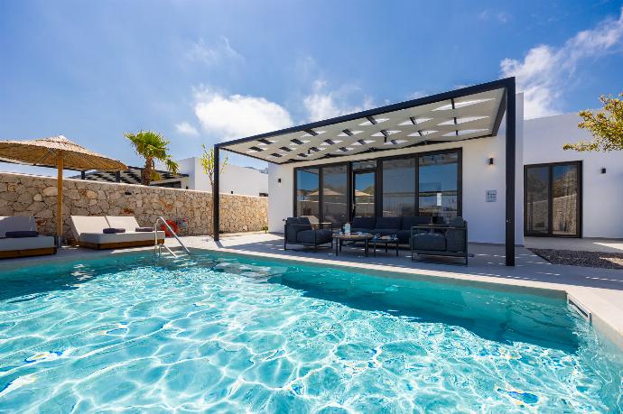 Beautiful villa with private pool and terrace . - Villa 13 Zendo . (Galería de imágenes) }}