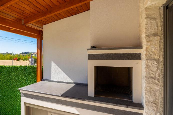 BBQ area . - Villa Lidya . (Photo Gallery) }}
