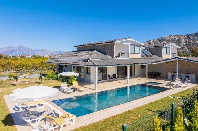 Aerial view of villa . - Villa Tolga . (Photo Gallery) }}