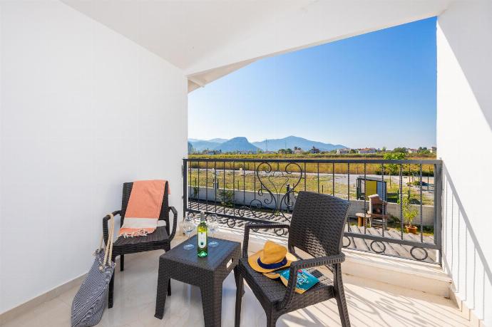 Main building: balcony . - Villa Funda . (Photo Gallery) }}