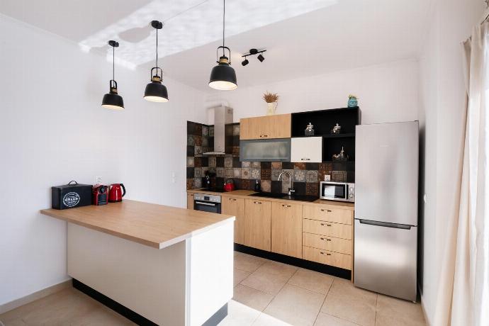  . - Villa Cohili . (Photo Gallery) }}
