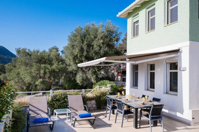  . - Villa Cohili . (Photo Gallery) }}