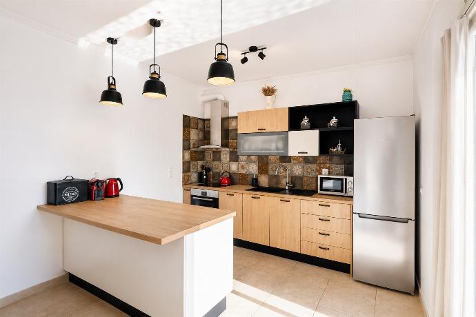 Equipped kitchen . - Villa Cohili . (Galleria fotografica) }}