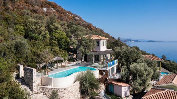  . - Villa Anemus . (Photo Gallery) }}