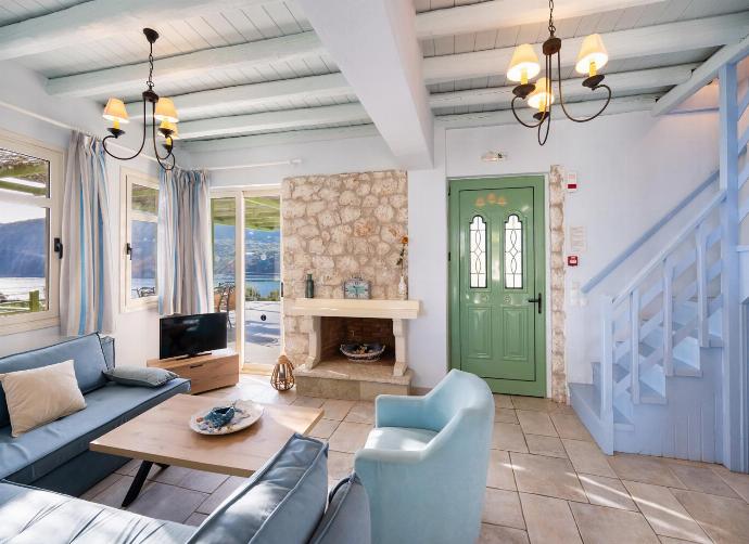  . - Villa Anemus . (Photo Gallery) }}