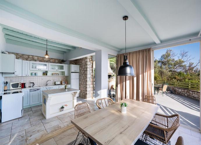  . - Villa Anemus . (Photo Gallery) }}