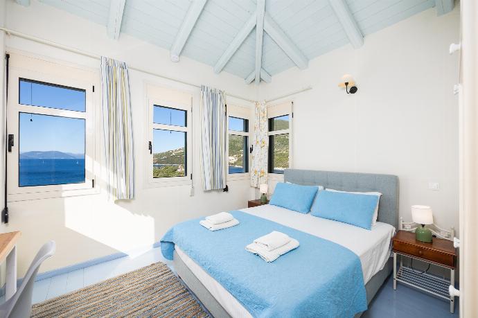 Double bedroom with A/C . - Villa Anemus . (Photo Gallery) }}