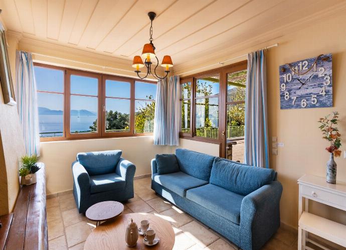  . - Villa Pelagos Kyma . (Photo Gallery) }}
