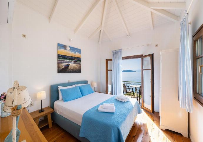  . - Villa Pelagos Kyma . (Photo Gallery) }}