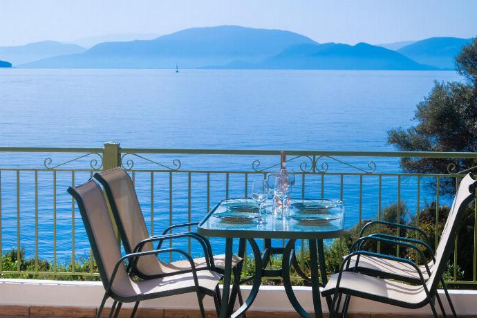  . - Villa Pelagos Kyma . (Photo Gallery) }}