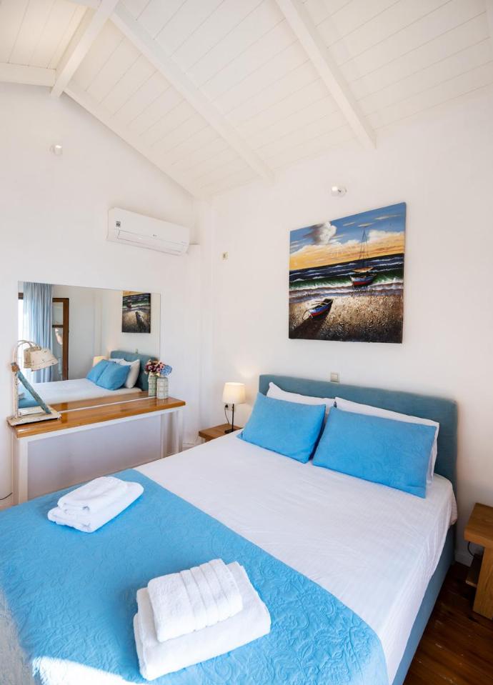  . - Villa Pelagos Kyma . (Photo Gallery) }}