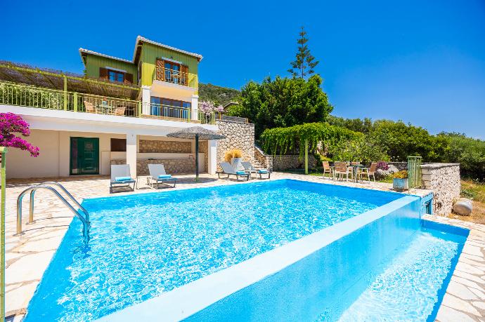 beautiful villa with private pool and terrace with sea views . - Villa Pelagos Kyma . (Γκαλερί Φωτογραφιών) }}