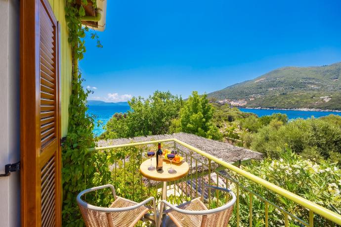 Balcony area with sea views . - Villa Pelagos Kyma . (Γκαλερί Φωτογραφιών) }}