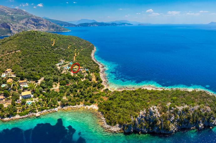 Aerial view showing location of villa . - Villa Maistro . (Photo Gallery) }}