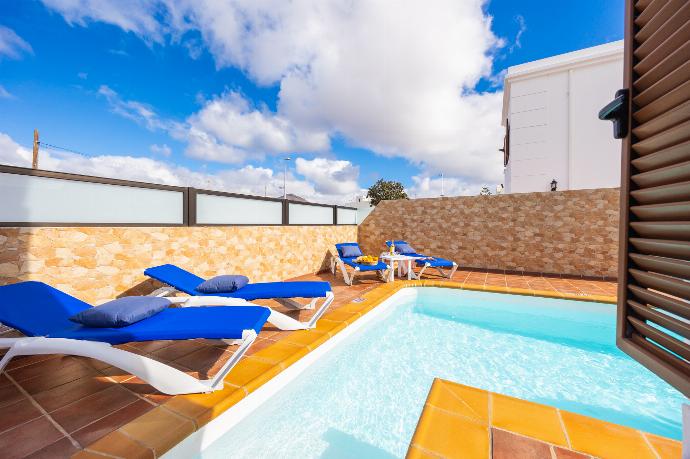 Beautiful villa with private pool and terrace . - Villa Eugina . (Photo Gallery) }}