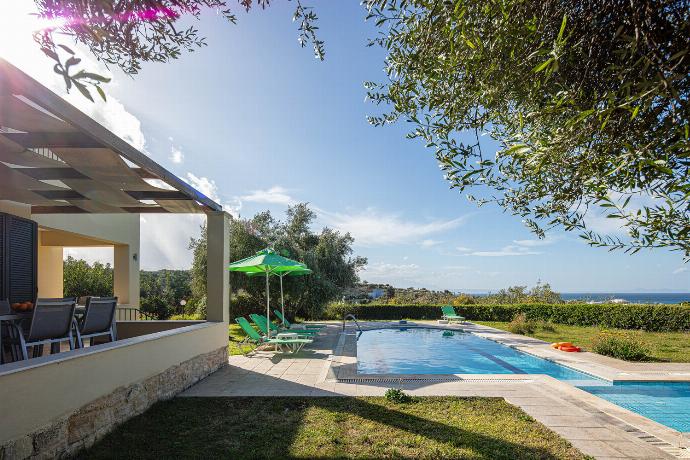 . - Villa Eleni . (Photo Gallery) }}