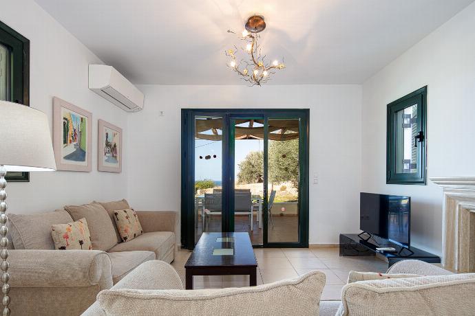  . - Villa Eleni . (Photo Gallery) }}