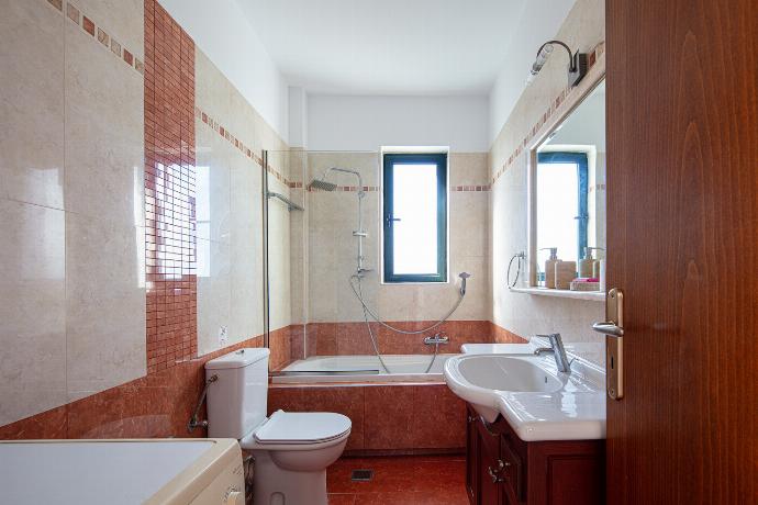  . - Villa Eleni . (Photo Gallery) }}