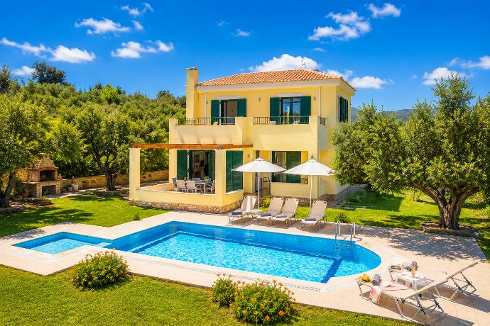  . - Villa Eleni Helios . (Photo Gallery) }}