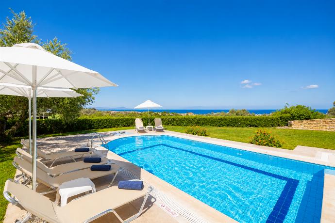  . - Villa Eleni Helios . (Photo Gallery) }}