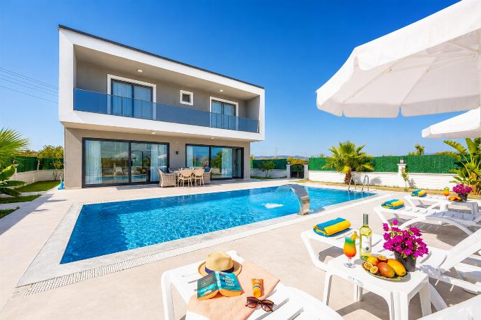  . - Villa Grand Yasar 1 . (Photo Gallery) }}