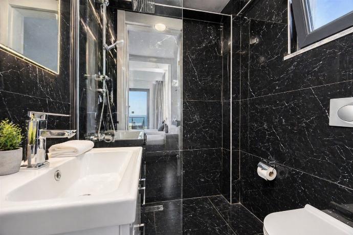  . - Villa Grand Yasar 3 . (Galleria fotografica) }}