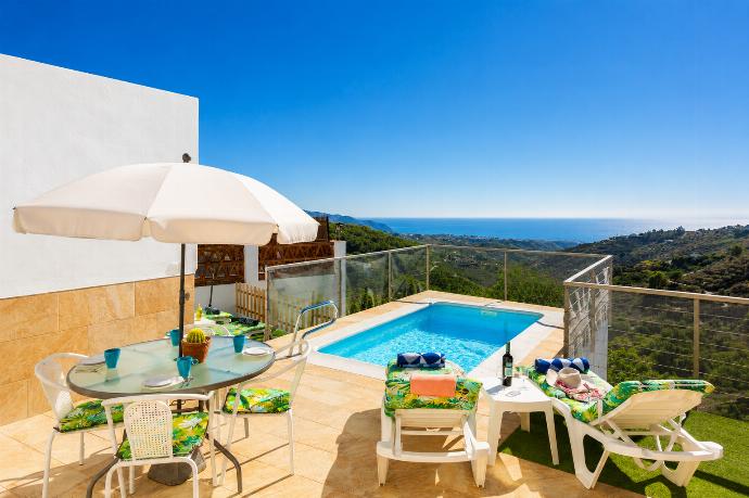  . - Villa El Cortijo . (Photo Gallery) }}
