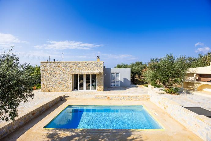  . - Villa Omega . (Photo Gallery) }}