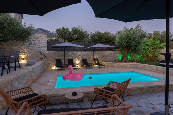  . - Villa Omega . (Photo Gallery) }}