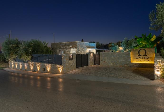 , . - Villa Omega . (Photo Gallery) }}