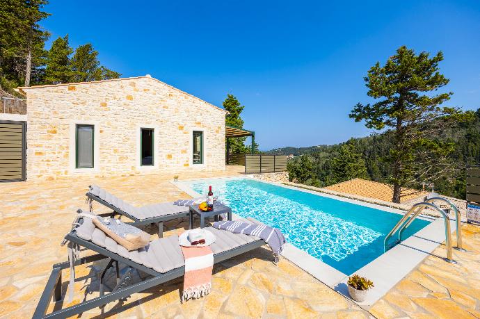 ,Beautiful villa with private pool and terrace . - Villa Hill View Dio . (Photo Gallery) }}