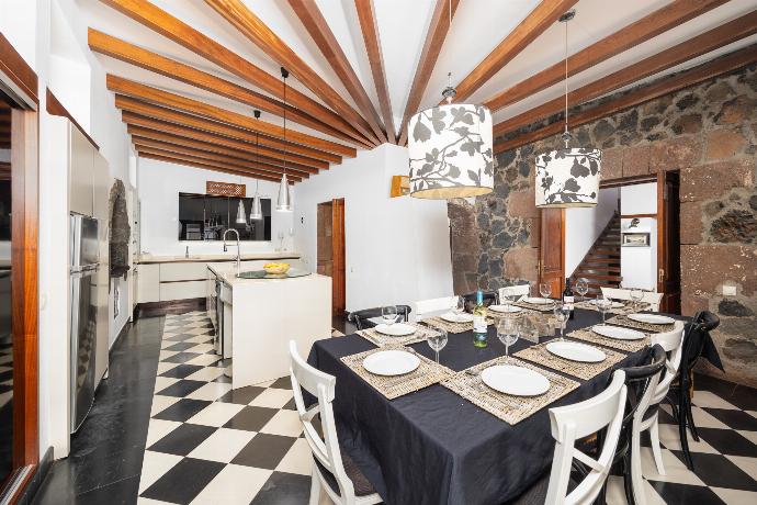Dining area . - Casa Rural Hero . (Galería de imágenes) }}