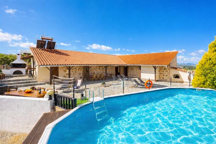  . - Villa Roupes Stone . (Galería de imágenes) }}