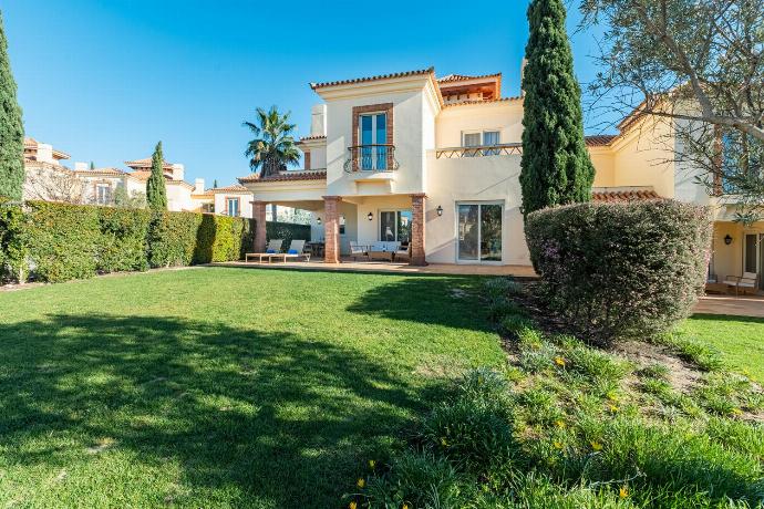  . - Villa Monte Rei 8 . (Photo Gallery) }}