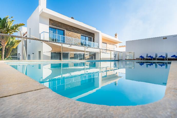  . - Villa Clara do Sol . (Photo Gallery) }}