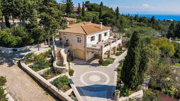 , . - Villa Lithos . (Photo Gallery) }}