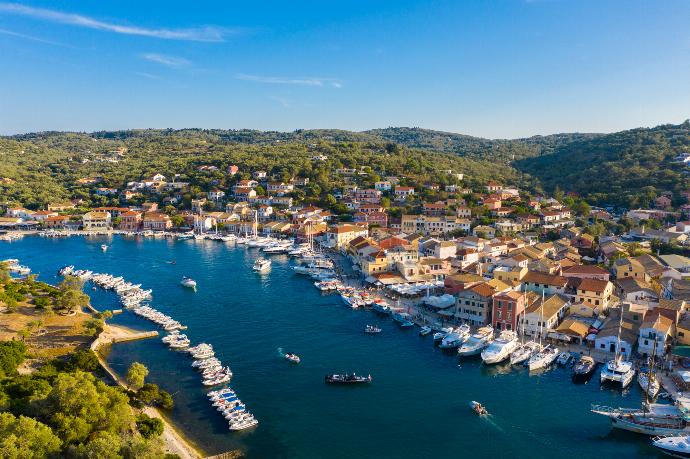 Paxos . - Villa Lithos . (Galerie de photos) }}