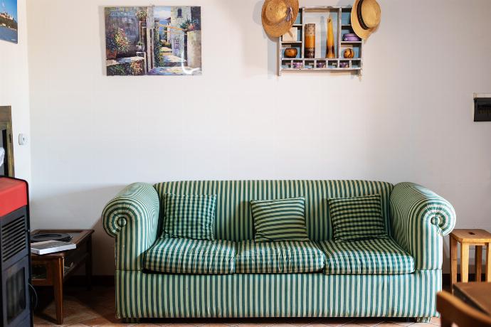  . - La Casa Del Sole . (Photo Gallery) }}