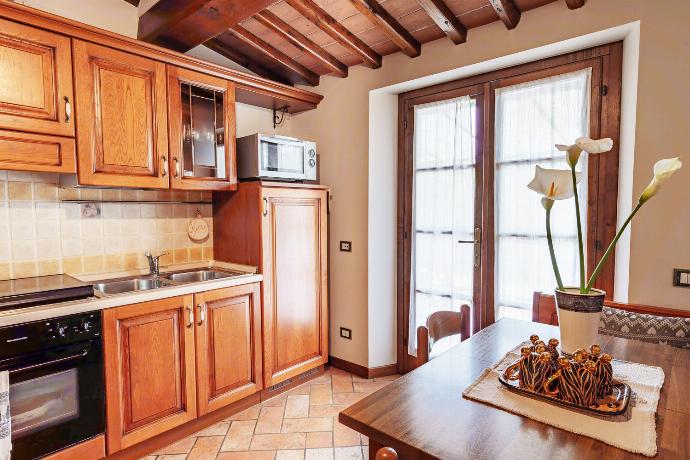  . - La Casa Del Sole . (Photo Gallery) }}