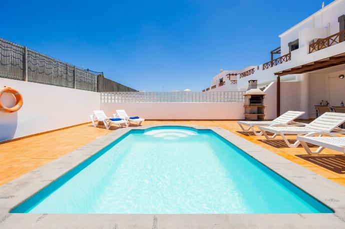 Private pool and terrace . - Villa El Varadero . (Photo Gallery) }}