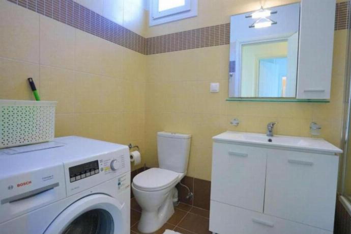  . - Villa Iremia . (Photo Gallery) }}