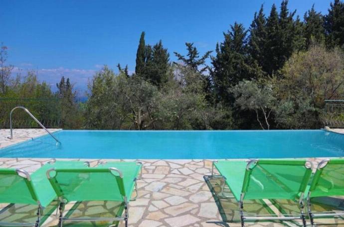  . - Villa Iremia . (Photo Gallery) }}