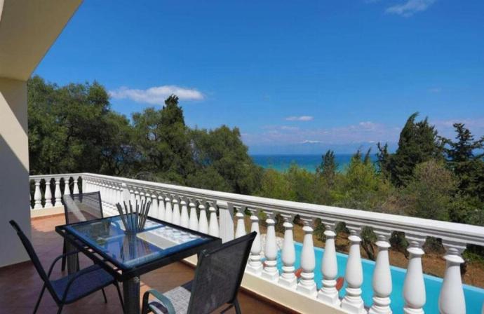  . - Villa Iremia . (Photo Gallery) }}