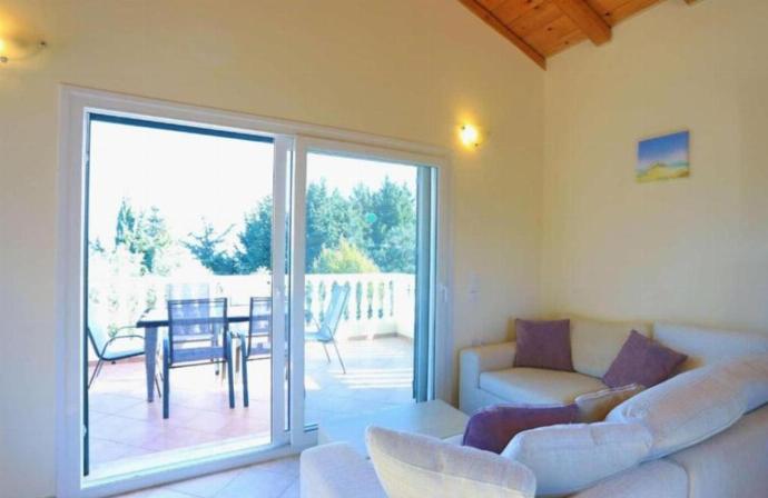 . - Villa Iremia . (Photo Gallery) }}