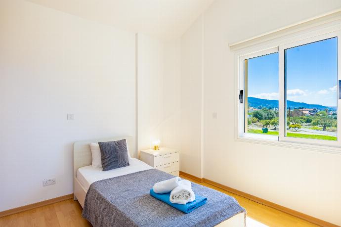  . - Villa Myla . (Photo Gallery) }}