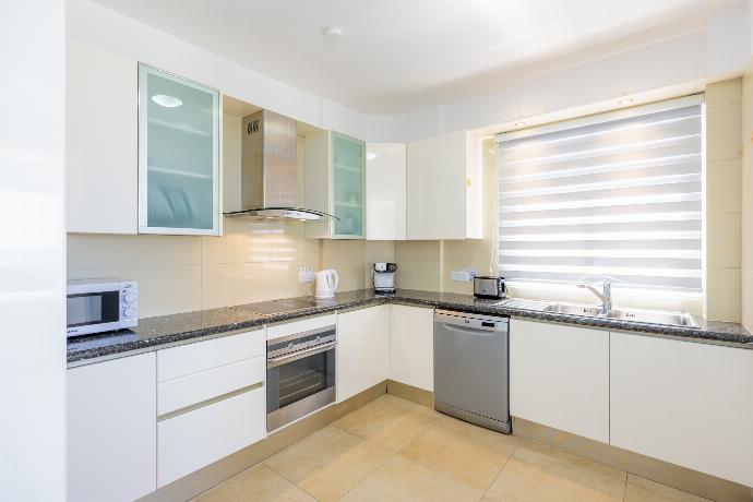  . - Villa Myla . (Photo Gallery) }}