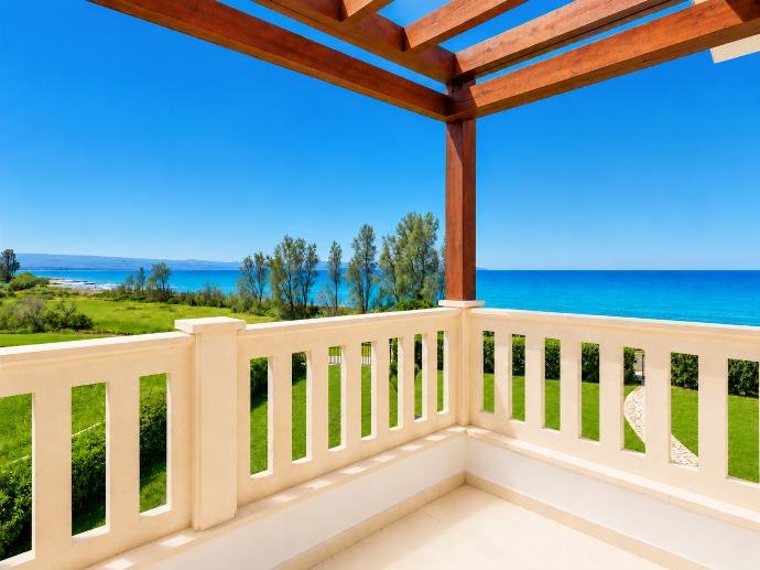 Villa Myla